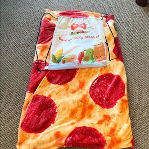 Mermaker Pizza Print Blanket with Drawstring Bag